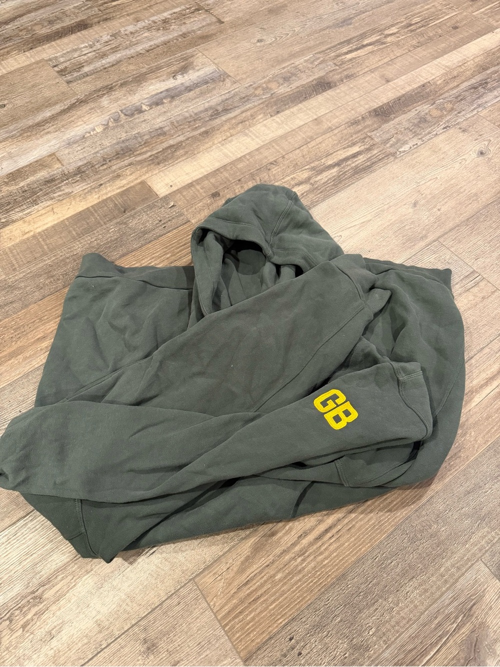 Lululemon Men's Olive Green Hooded Sweatshirt with Yellow 'GB' Accent